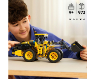 LEGO Technic 42209 Ładowarka kołowa Volvo L120 electric - 1331619 - zdjęcie 2